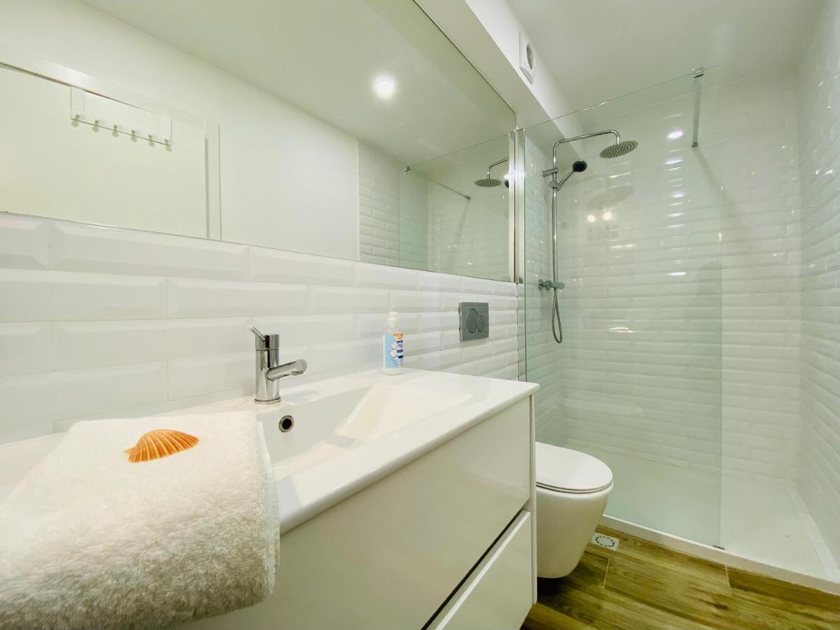 Tia Anica House I - Apartment With Terrace In Central Fuseta Beach Village Luaran gambar