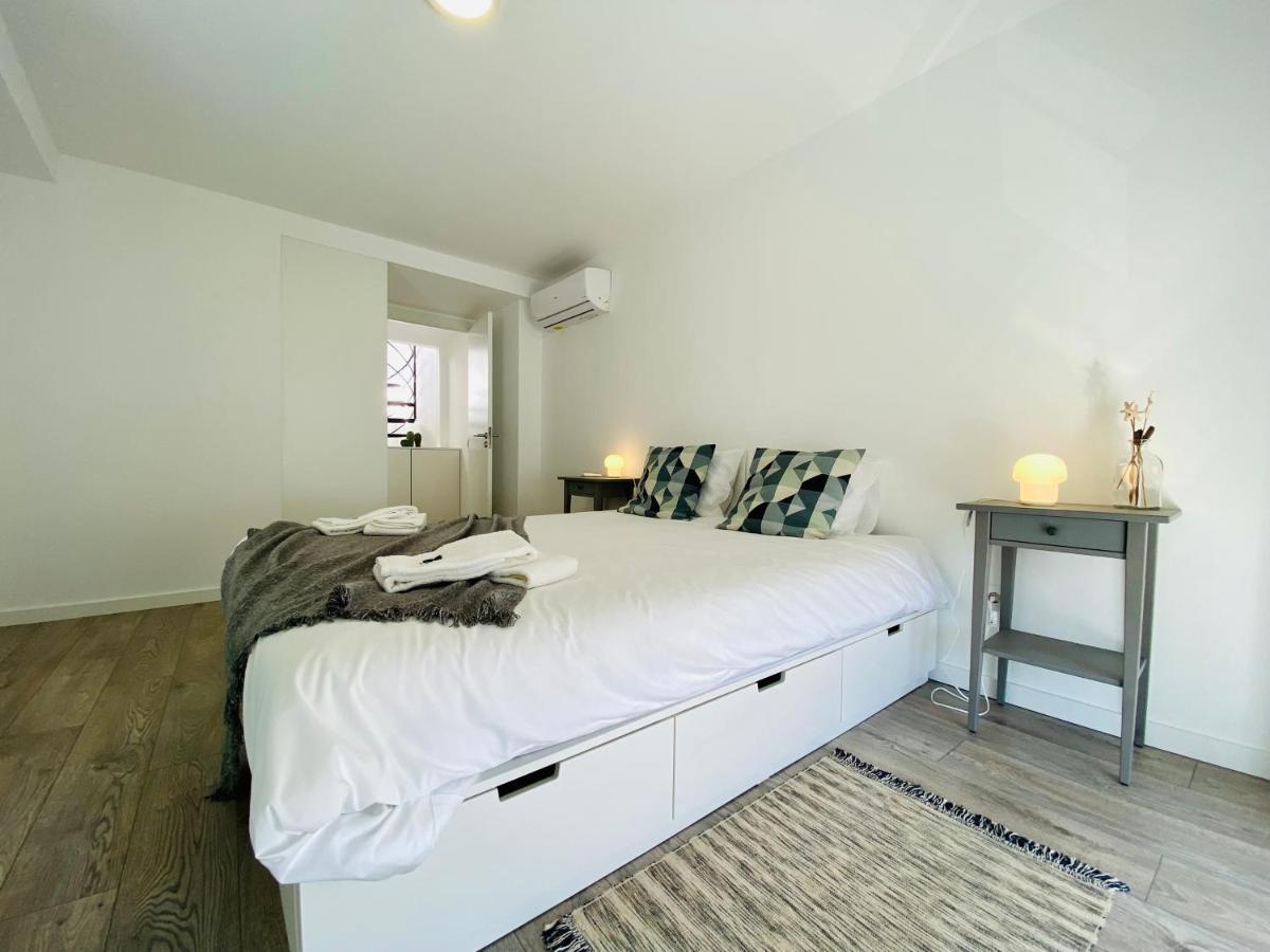 Tia Anica House I - Apartment With Terrace In Central Fuseta Beach Village Luaran gambar